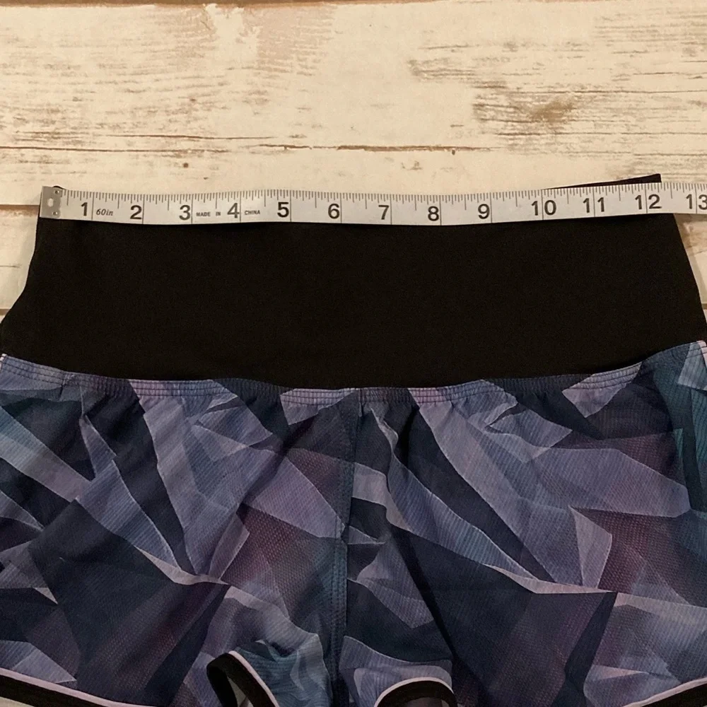 LULULEMON DROP IT LOW SHORT PRETTY PRISM MULTI BLACK LILAC SIZE 6 - Picture 3 of 13